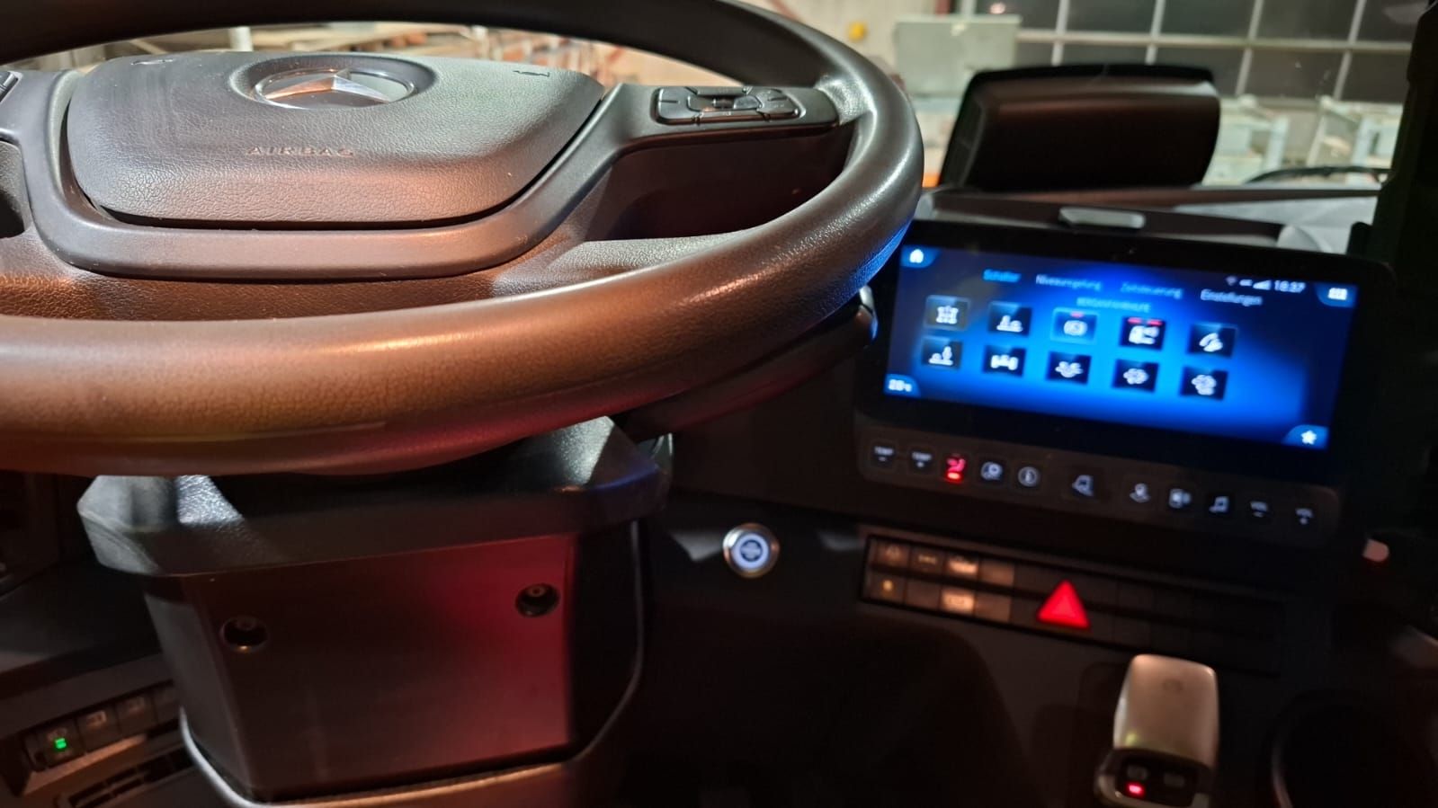 100% Selfmade MARCUS WENZEL: 250.000 Klicks mit Artikel „Innenraumpflege“ | #TRUCKS