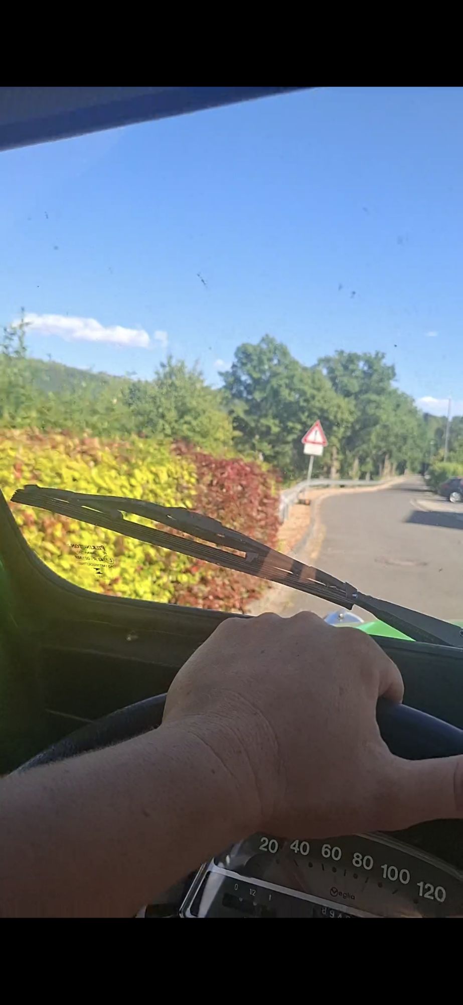 #MWEOLDTIMER | Herrliche Ausfahrt mit der SAUSSS Ente bei Sonnenschein